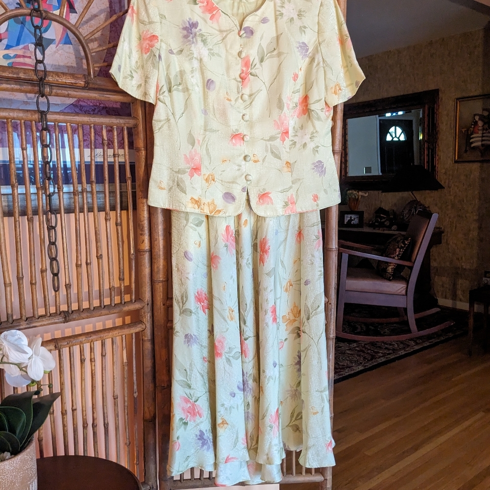 Maggy London Petites Silk Suit 6